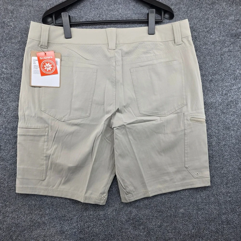 Simms Challenger Shorts Mens 36 Khaki UPF 50 Vented Stretch 13494-268-W36